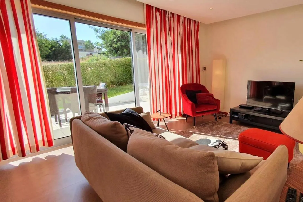Holiday home Lovelystay - Modern 3Bedroom Duplex W/Pool Alcantarilha