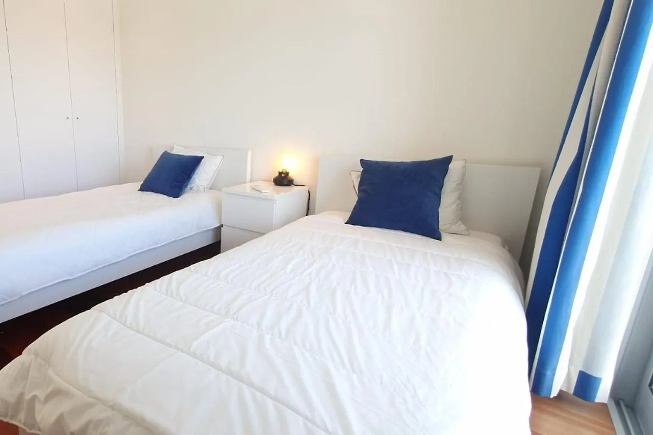 Holiday home Lovelystay - Modern 3Bedroom Duplex W/Pool Alcantarilha
